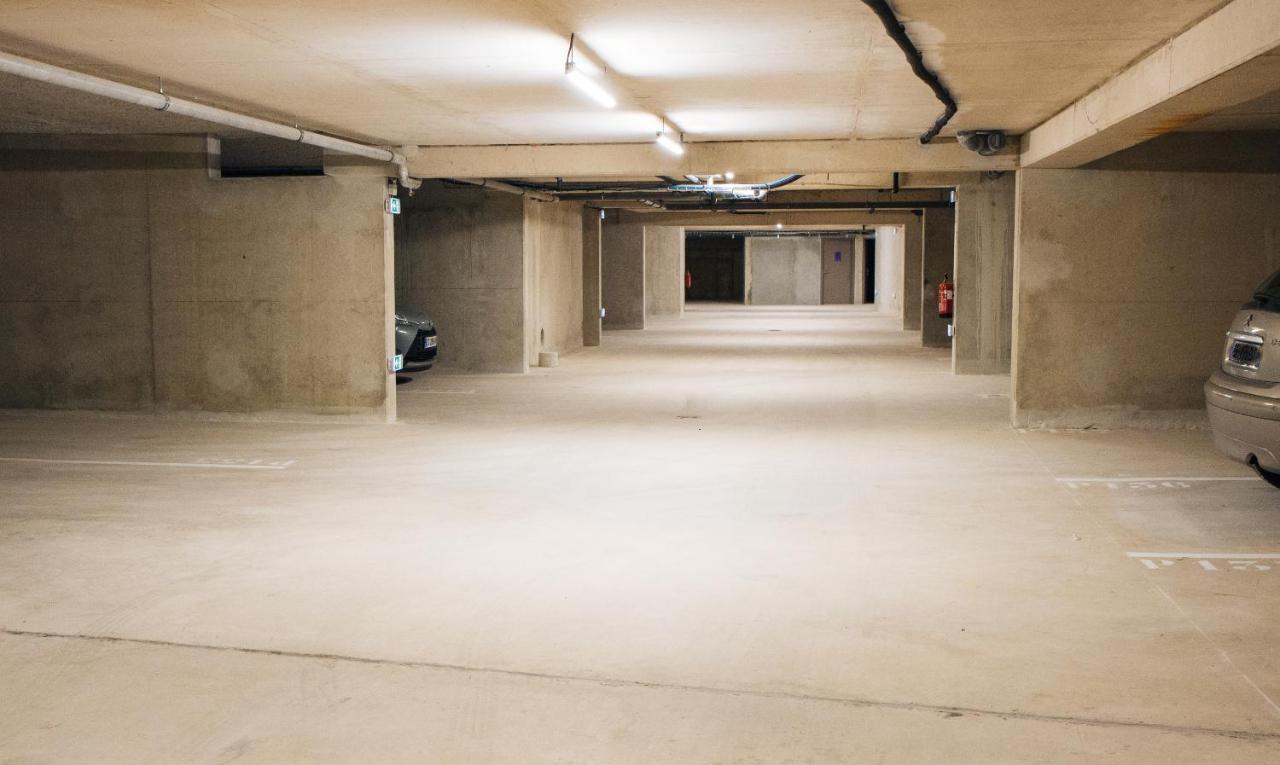 Twenty Business Flats Beziers Aparthotel Exteriör bild